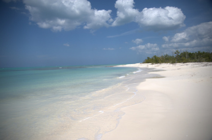 Sable blanc a Cayo Levisa